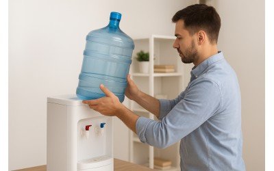 Как да избереш правилния диспенсър за вода – практични съвети за дома и офиса